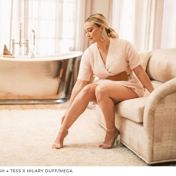 Smash + Tess Dresses & Skirts - BNWT Smash + Tess' The Tinsel Skorty in Pink retails for $155.